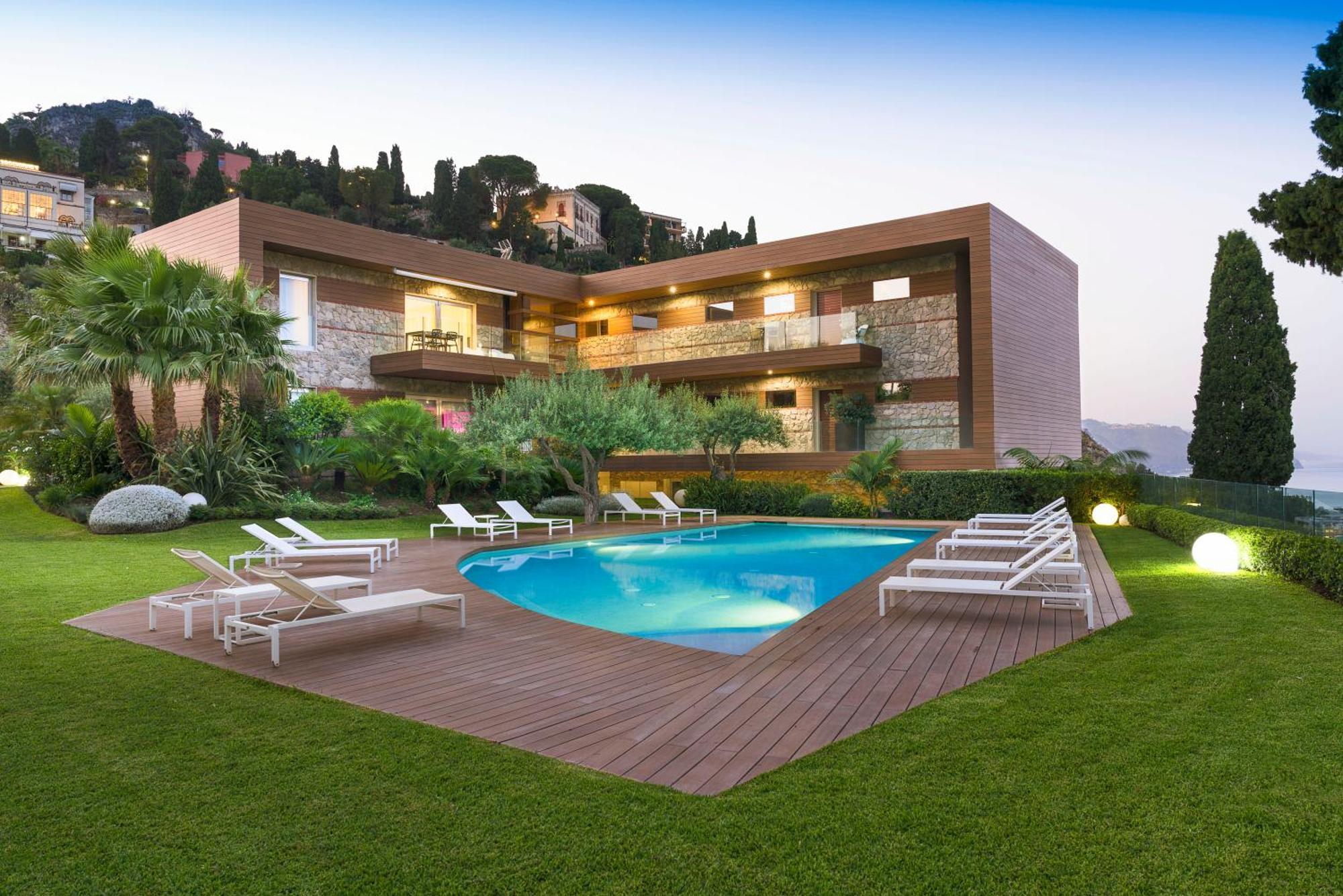 Puravista Luxury Home 陶尔米纳 外观 照片