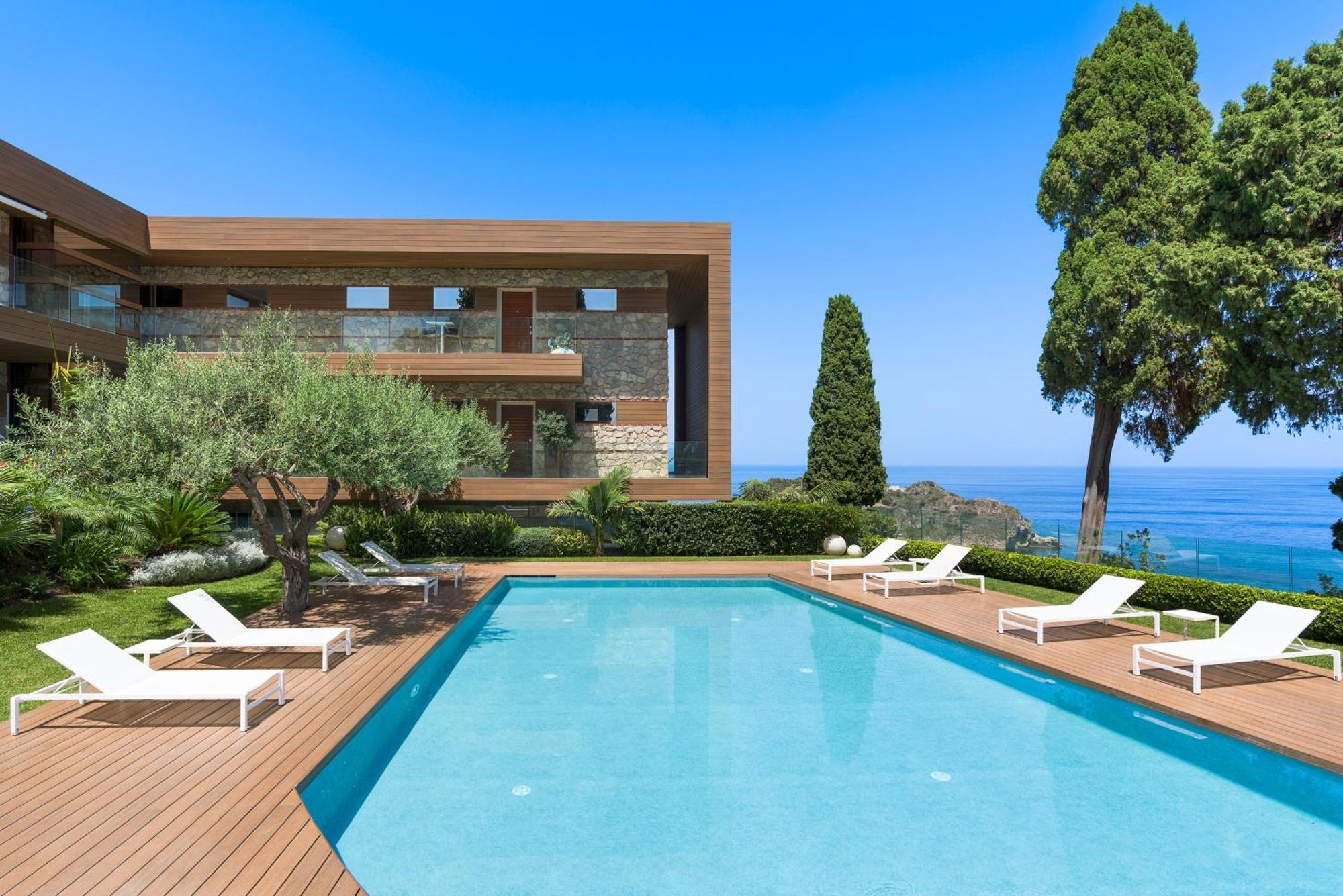 Puravista Luxury Home 陶尔米纳 外观 照片