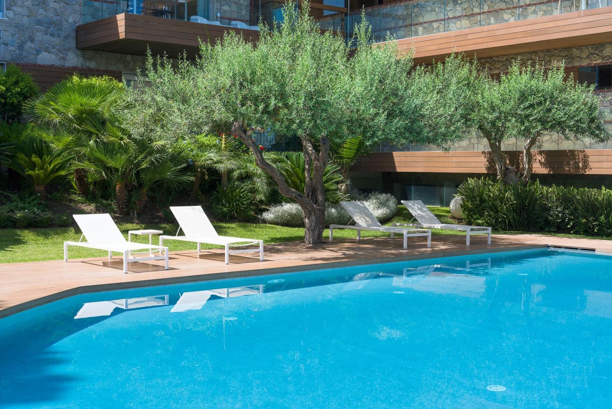 Puravista Luxury Home 陶尔米纳 外观 照片