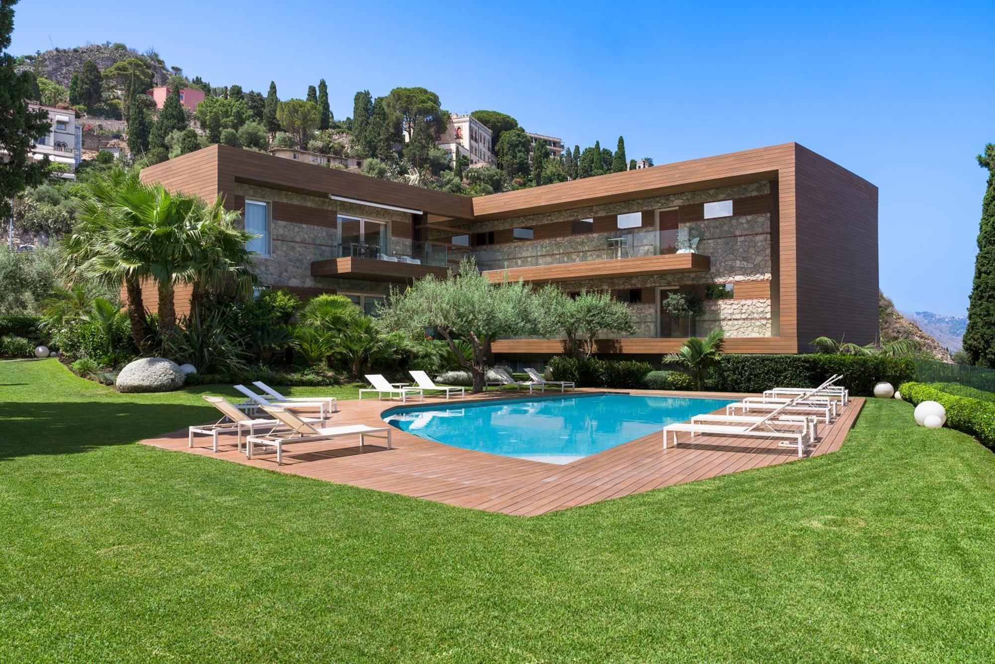 Puravista Luxury Home 陶尔米纳 外观 照片
