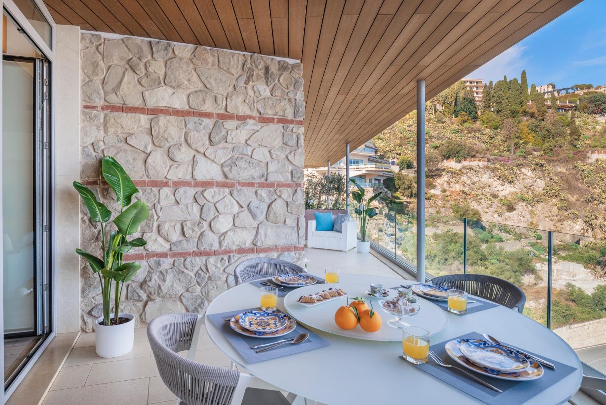 Puravista Luxury Home 陶尔米纳 外观 照片